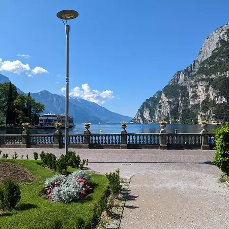 New In Historical Center Near Lejlighed Riva del Garda
